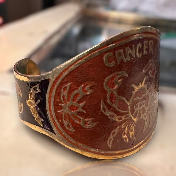Vintage Brass Hand Painted CANCER Zodiac Astrology Cuff Bracelet - Picture 2 of 10